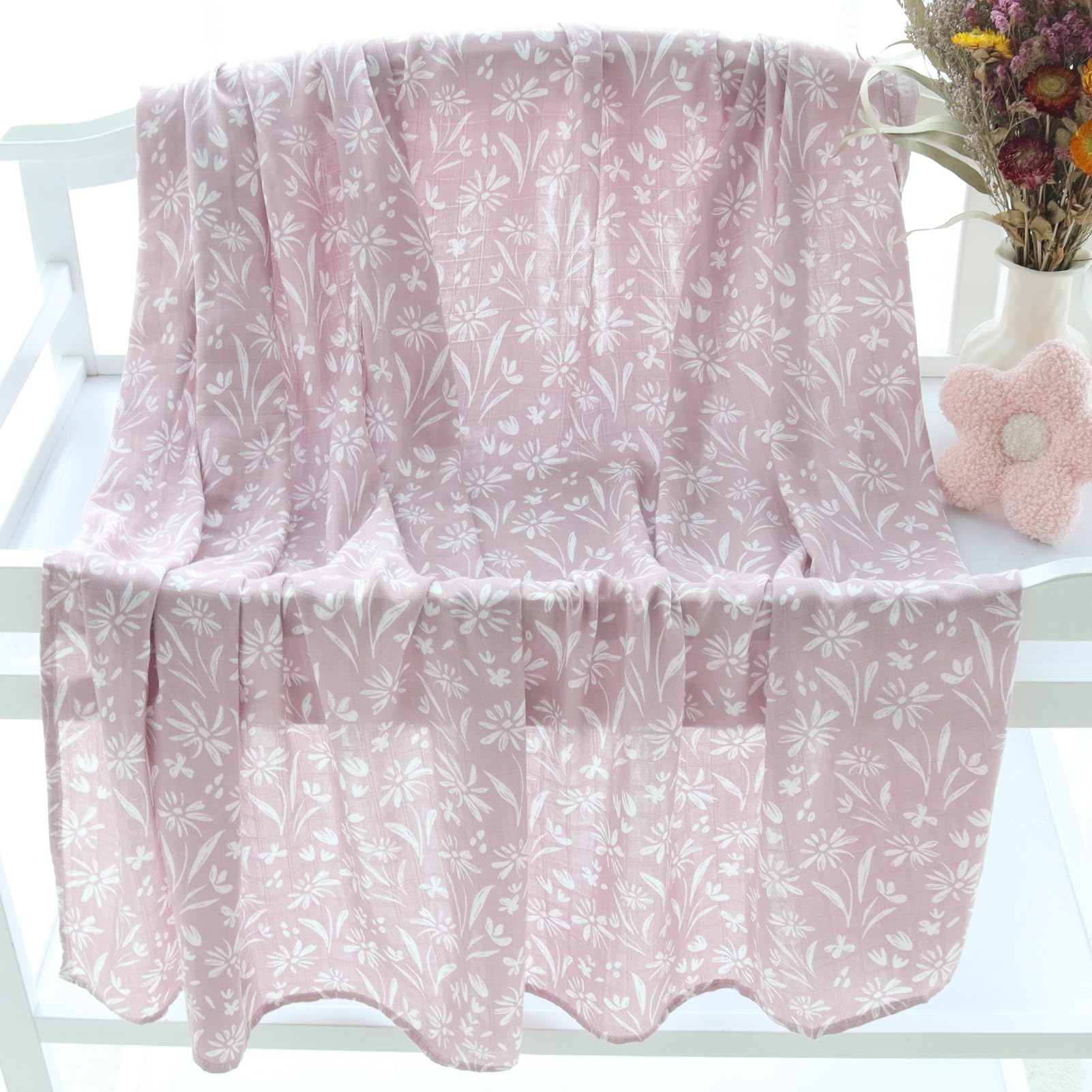 LifeTree Muslin Swaddle Blankets, Baby Swaddling Wrap Nursery Blanket Unisex, Soft 70% Viscose from Bamboo and 30% Cotton, Large 47 x 47 inches, Bear & Checkered Swaddle Blanket