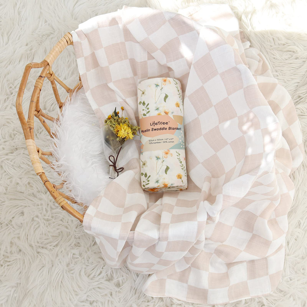 LifeTree Muslin Swaddle Blankets, Baby Swaddling Wrap Nursery Blanket Unisex, Soft 70% Viscose from Bamboo and 30% Cotton, Large 47 x 47 inches, Bear & Checkered Swaddle Blanket