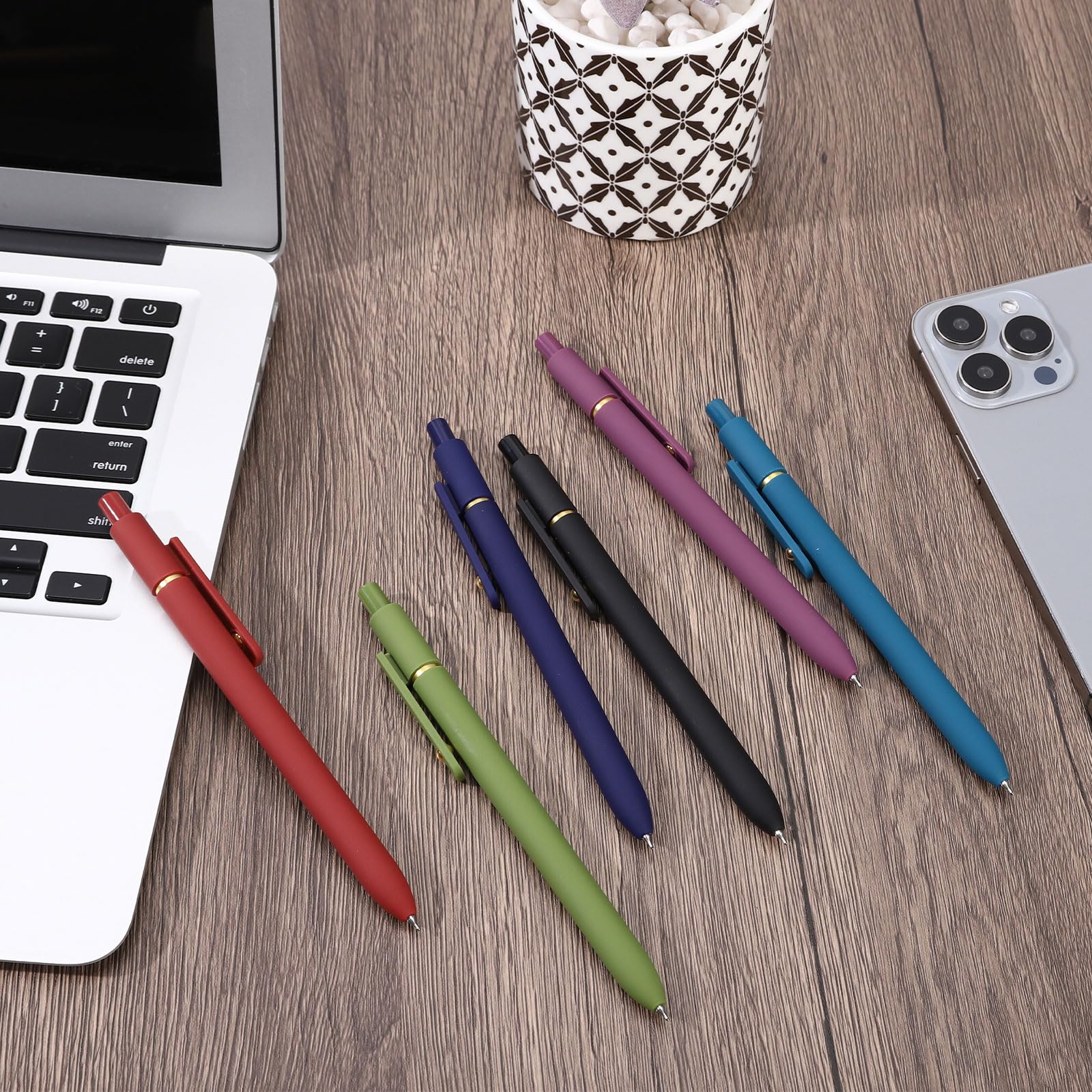 Ddaowanx Colored Gel Pens, 0.5mm Fine Point Retractable,Colorful Pens for Journaling,School Supplies, Gifts for Nurse and Teens, Stockings Stuffers for Women(6Pcs-Aesthetic Colors)