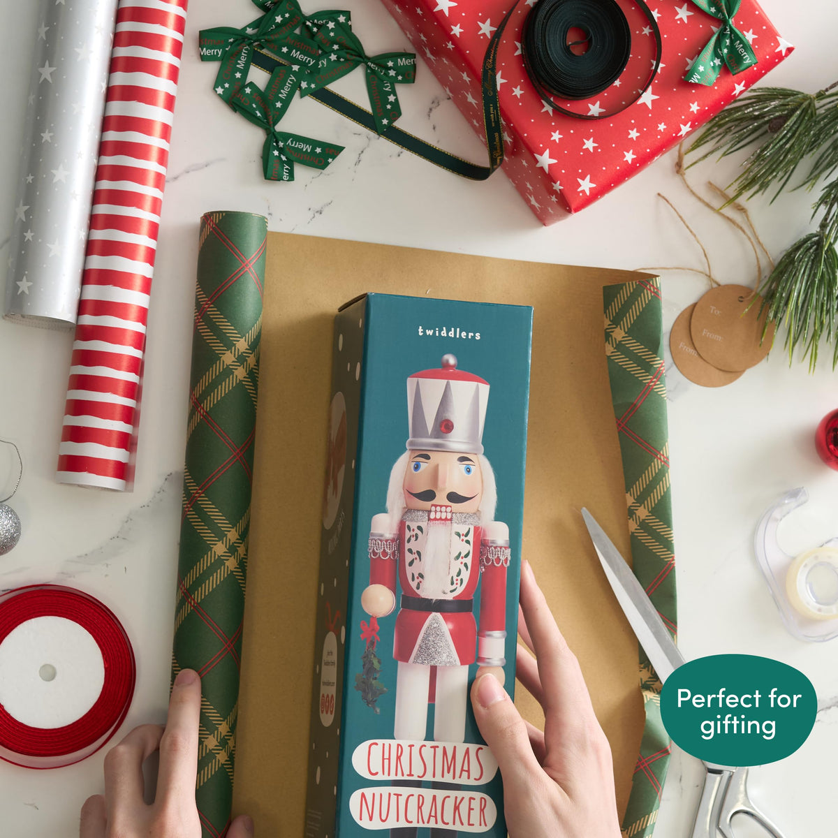 THE TWIDDLERS 12-Inch Wooden Nutcracker Christmas Decor African American King Soldier - Decorative Christmas Nutcracker Figures, Nutcracker Christmas Decorations, Cascanueces de Navidad with Gift Box
